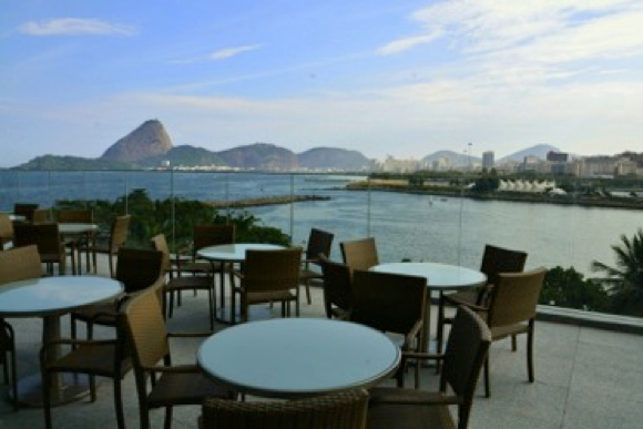 Popular Rio destination: With restaurants and a night club, the Bossa Nova Mall has stunning views of Guanabara Bay and the city skyline. PENETRON technology keeps everything on a dry footing.