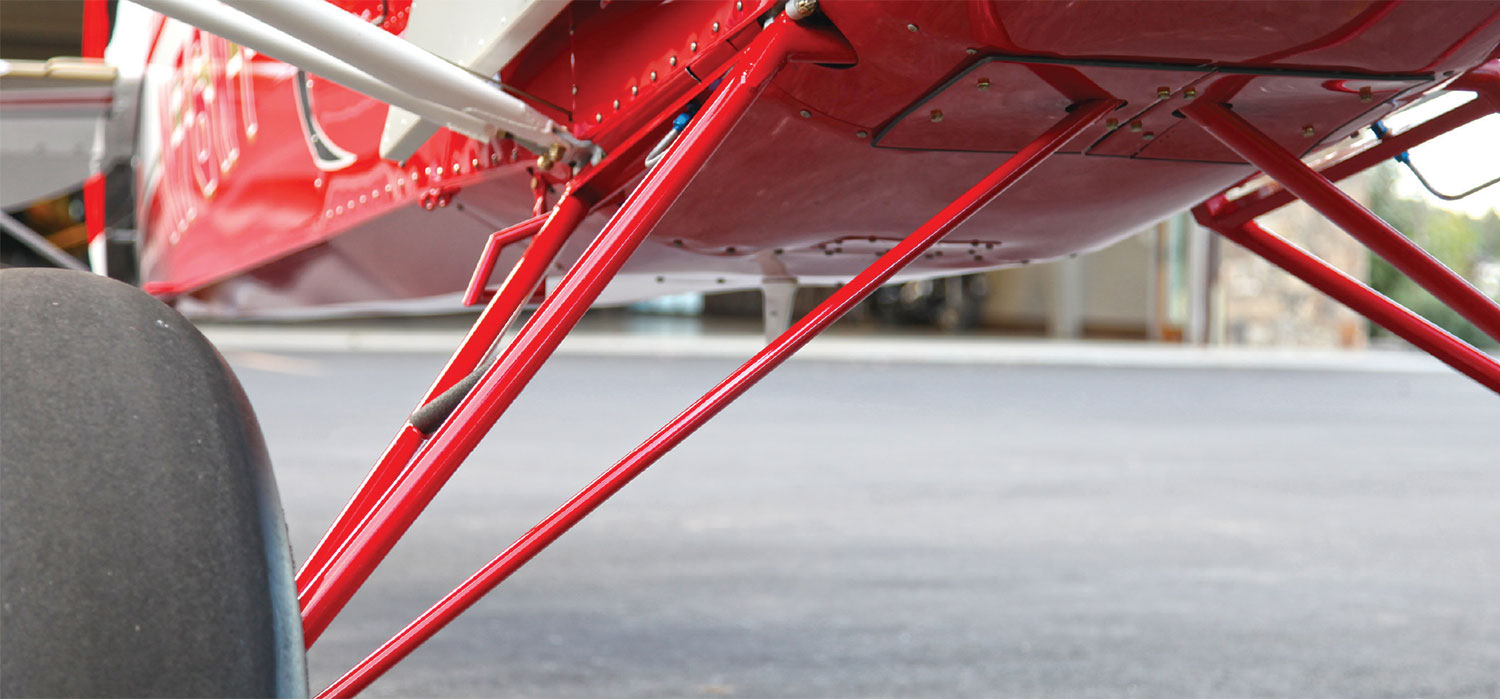Get ready for even smoother landings and incredible takeoff performance with the factory extended landing gear option.
