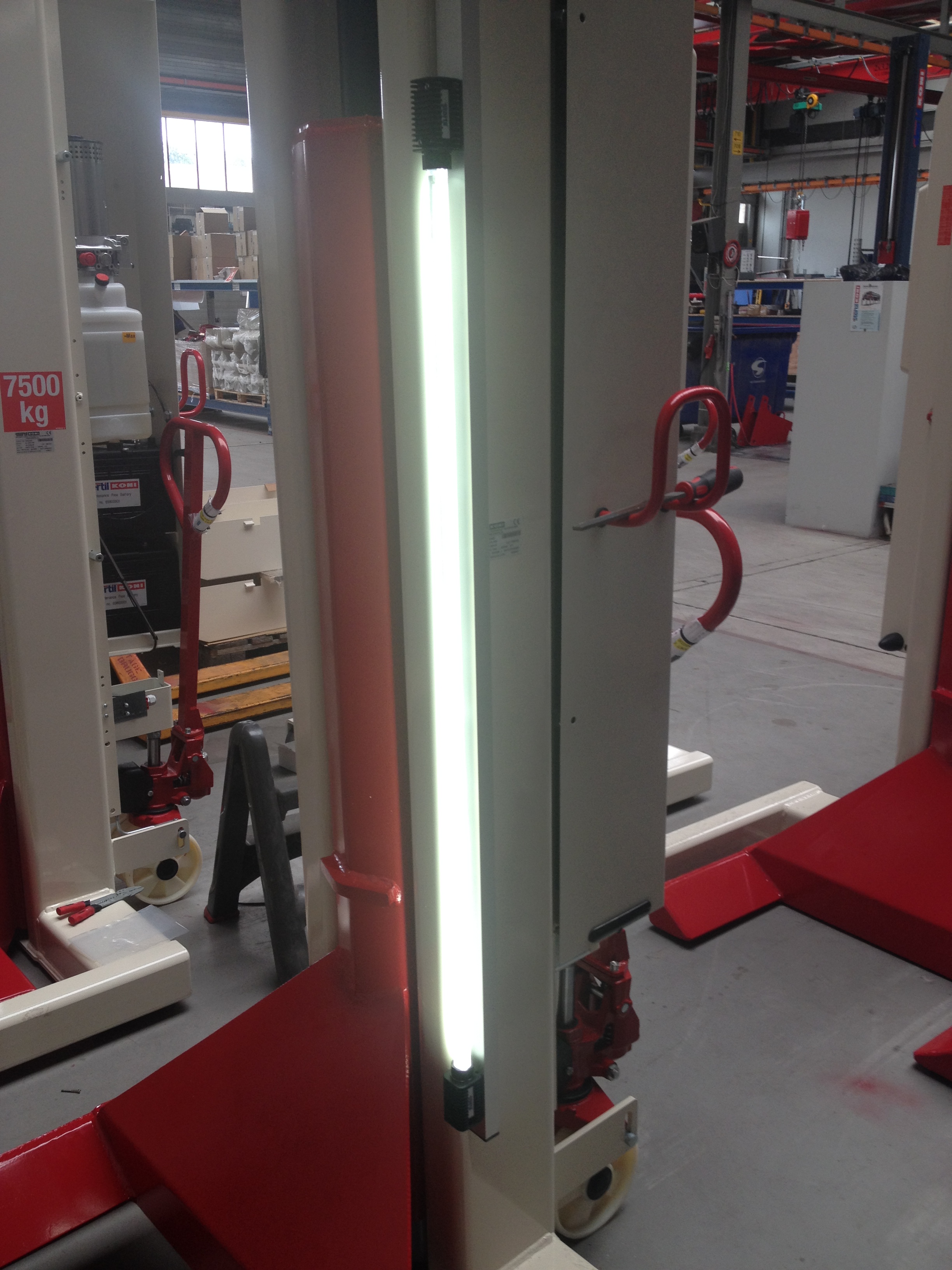 Stertil-Koni LED Lighting for Mobile Column Lifts