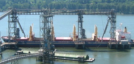 Port of Kalama is home to over 30 industries and global export facilities.