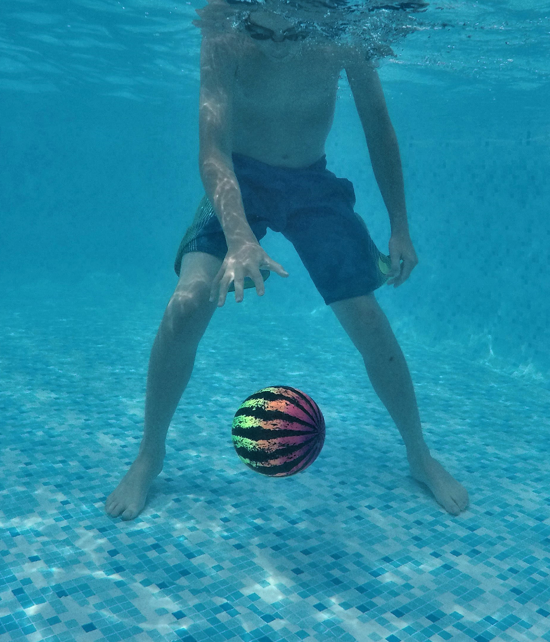 Dribble Watermelon Ball JR like a basketball under water
