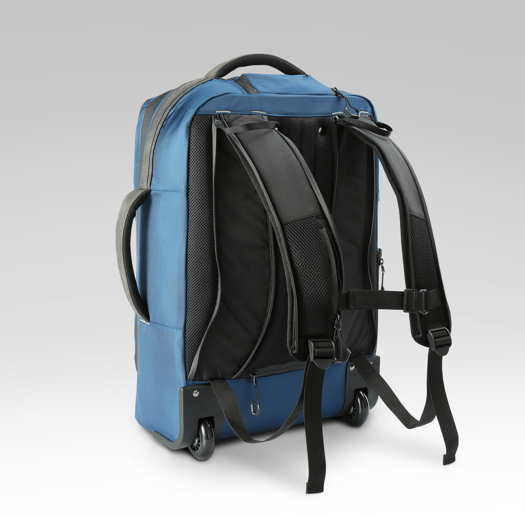 Backpack Mode with World First Zip system