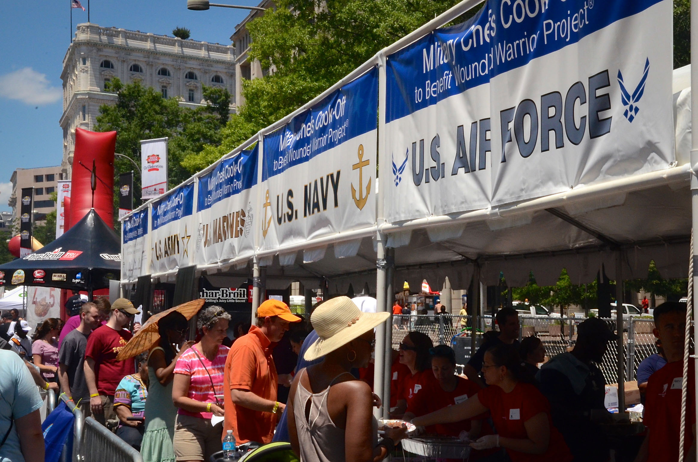 Teams cook off in multiple cooking contests including: the National Pork Board’s National Pork Championship, the Perdue Sizzlin’ Chicken Contest, the Smithfield BBQ Rib Contest, and America’s Best BBQ