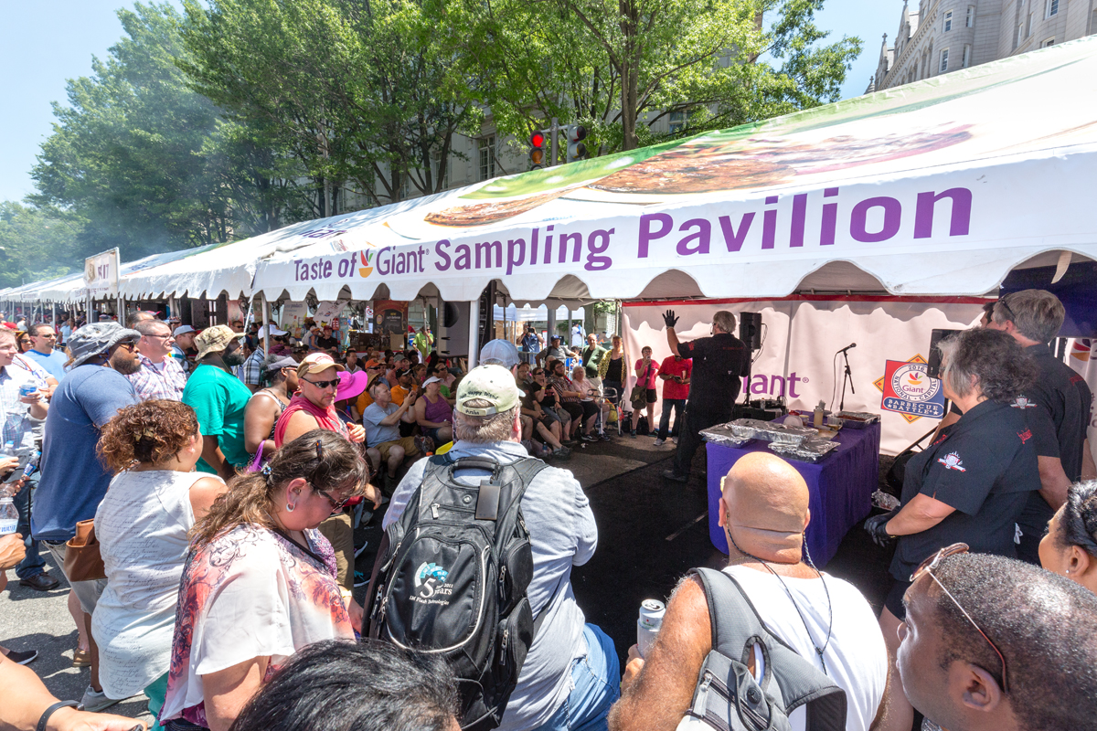 Make sure to arrive at the festival hungry as the event offers plentiful free BBQ & grilled food samples in the Taste of Giant® Sampling Pavilion, Giant® Local Flavors Tent and throughout the event si