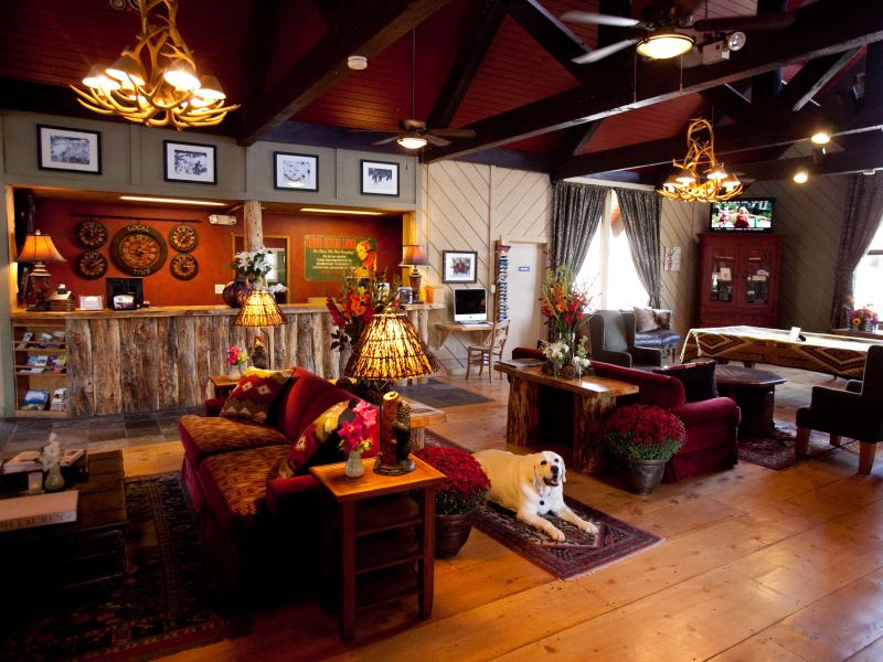 Home to three restaurants including Wine Spectator Award-winning Jimmy’s Taverna and Rafters, the Sierra Nevada Resort & Spa in Mammoth Lakes, Calif., offers guests a welcoming rustic-luxe experience.