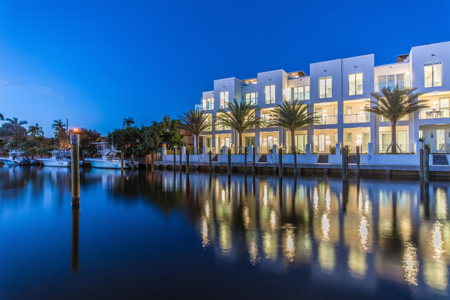 Sky230 Luxury Townhomes Lauderdale by the Sea