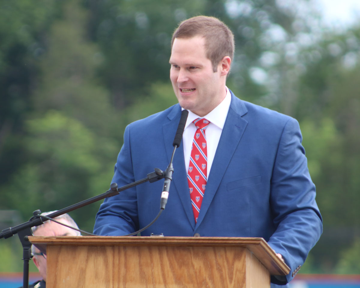 Jon Copper, an alumnus of Fork Union and UVa football, delivered the commencement address.