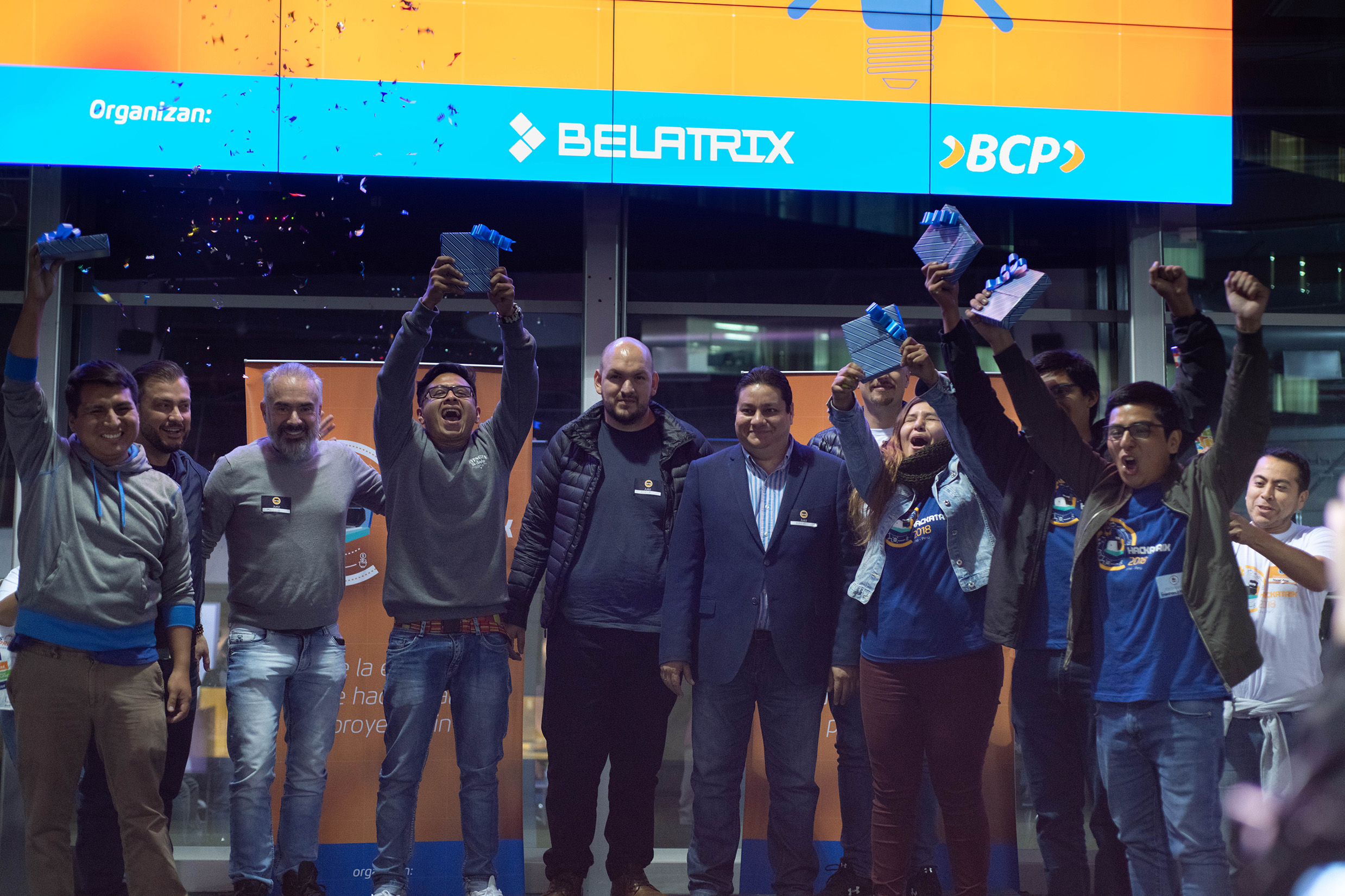 Winning team of the Hackatrix Lima 2018