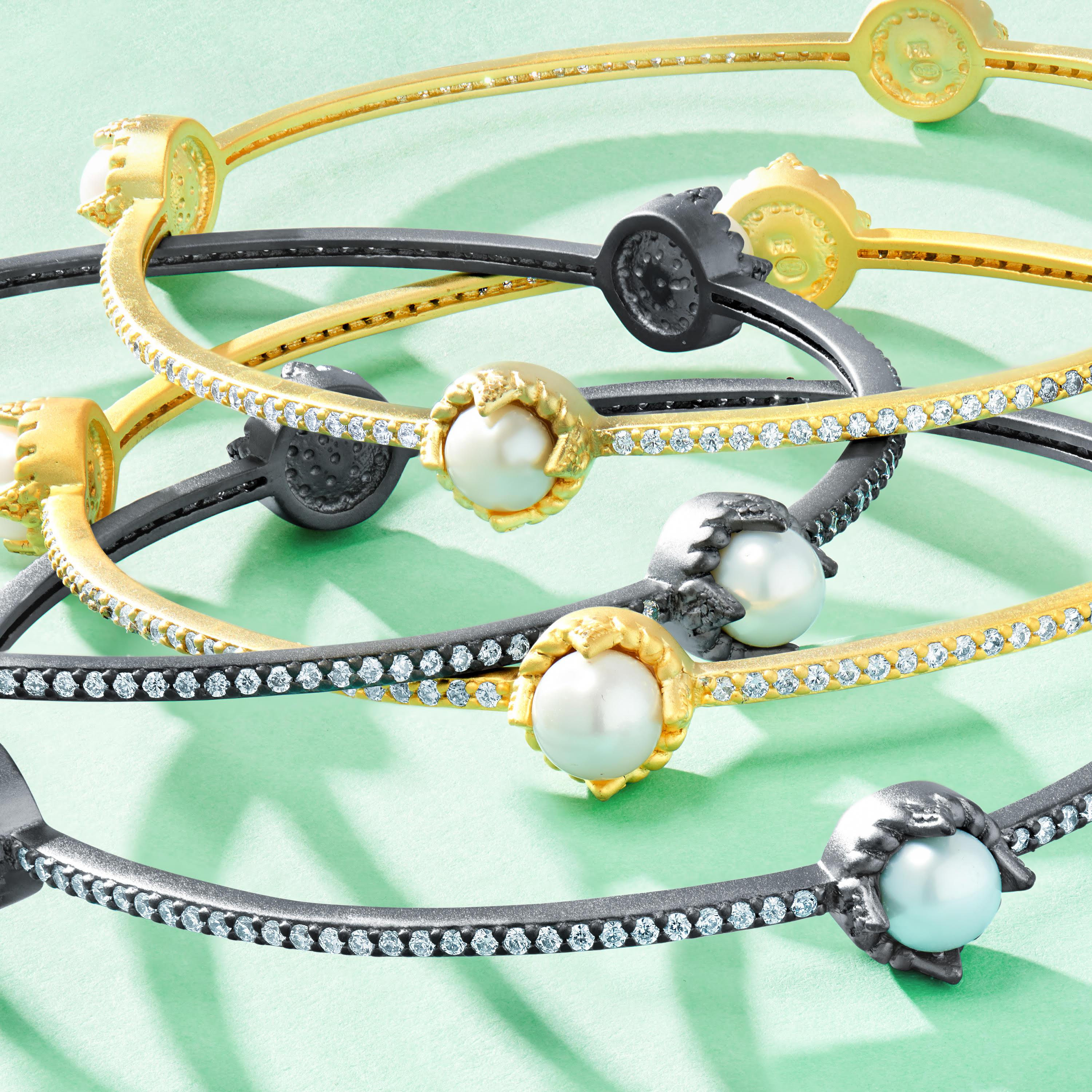 Freida Rothman Textured Pearl Bracelet