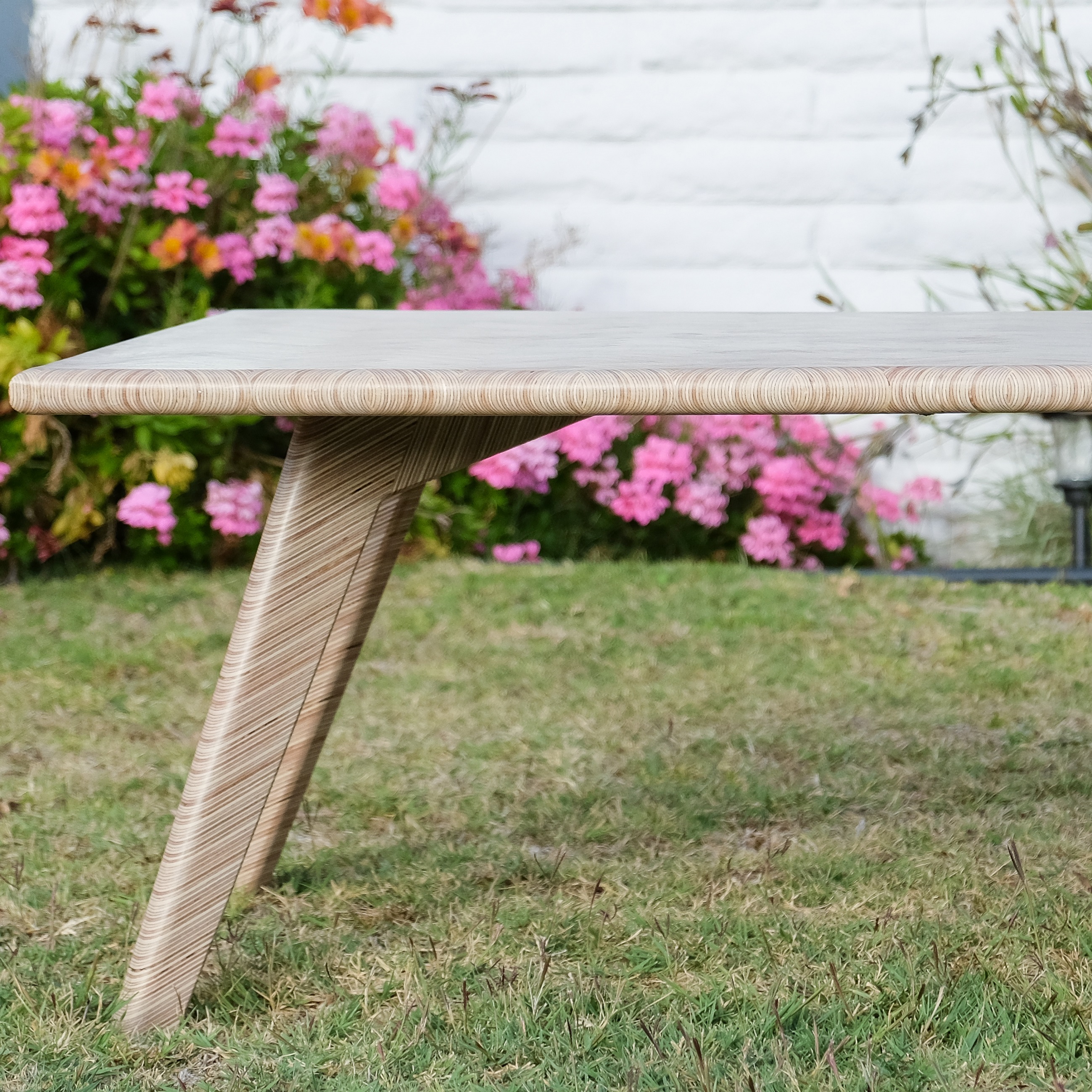 The winning entry,“Modern Coffee Table” by OSODIY, displays amazing craftsmanship.