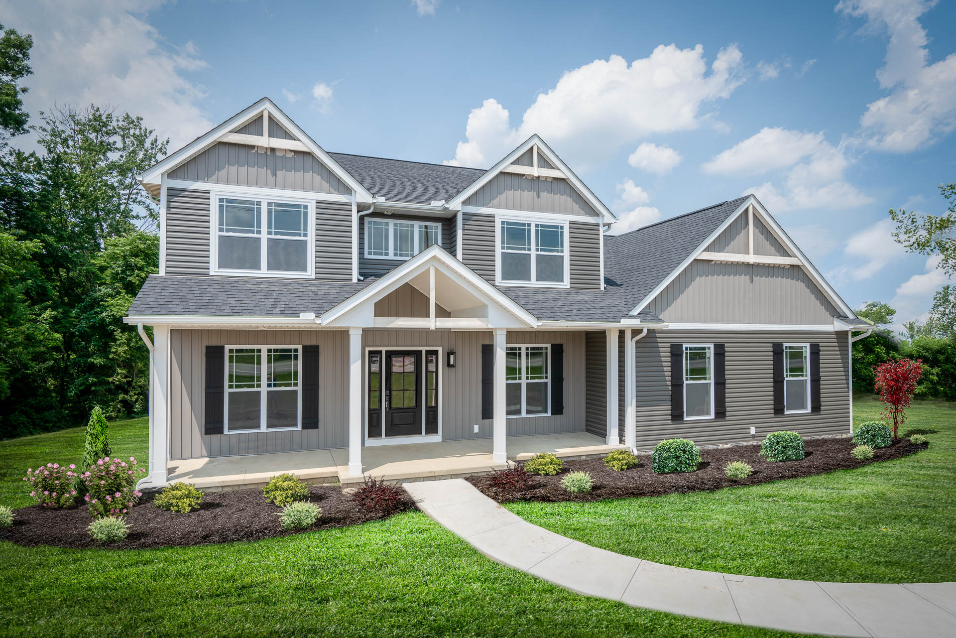 Wayne Homes Celebrates Model Grand Opening at Delaware Model Center