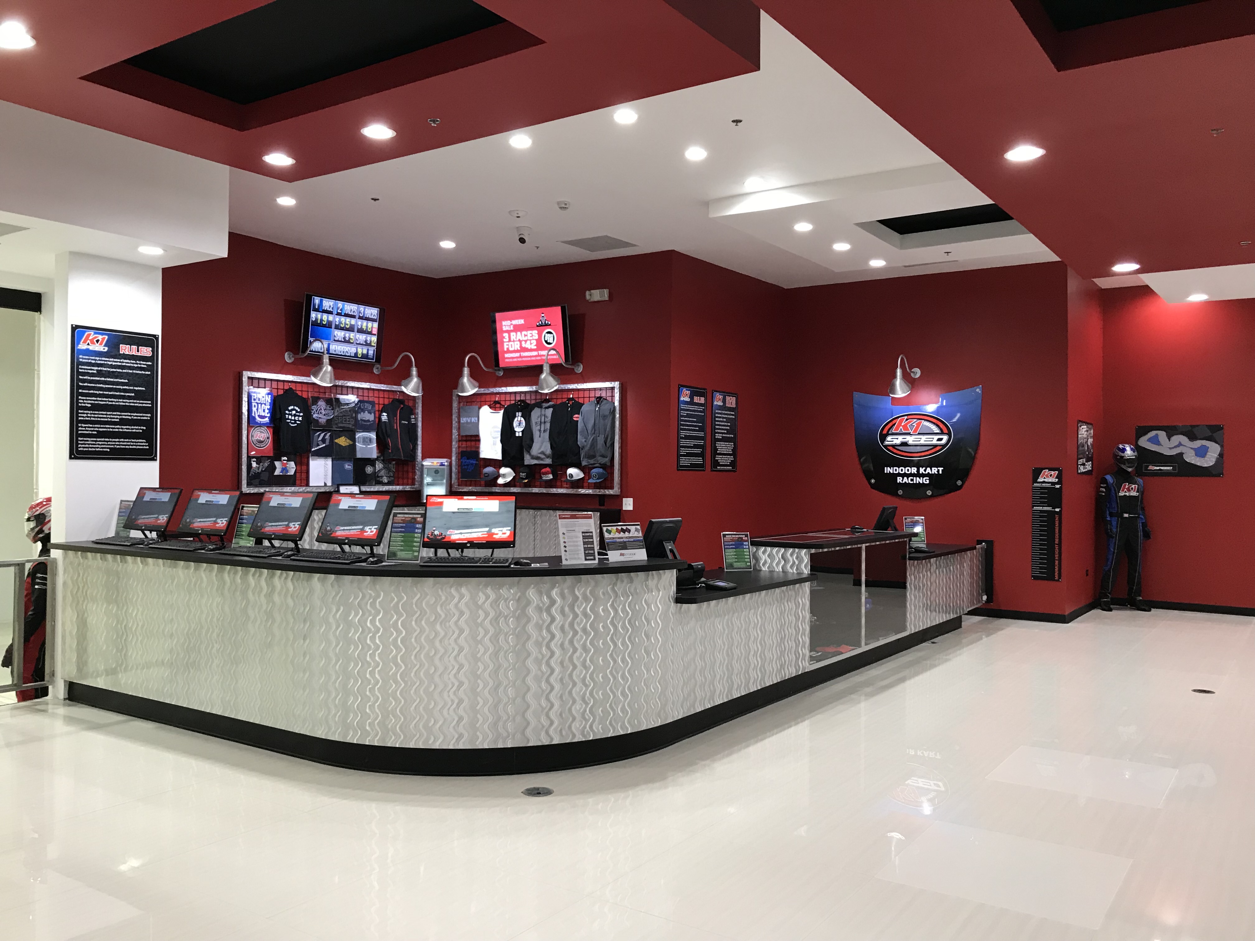 K1 Speed Puerto Rico Front Counter