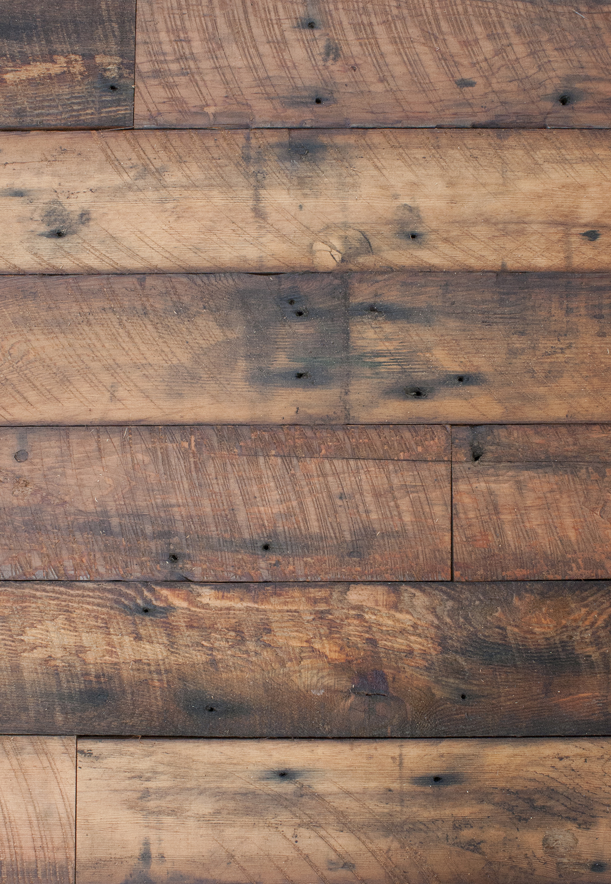 A Pioneer Millworks surface texture, Saw Kissed consistently reproduces the look of antique circle sawn boards.