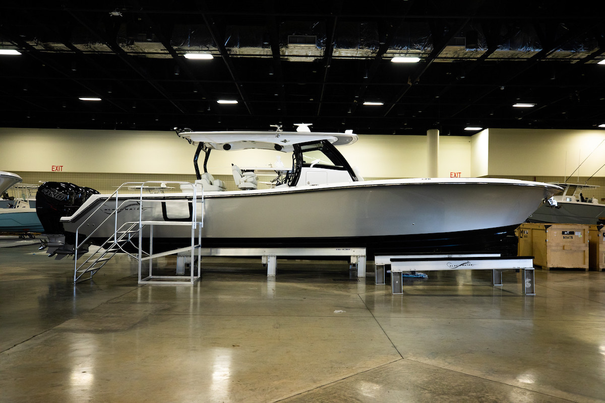 Blackwater Boats Brand New 43' Luxury Fish