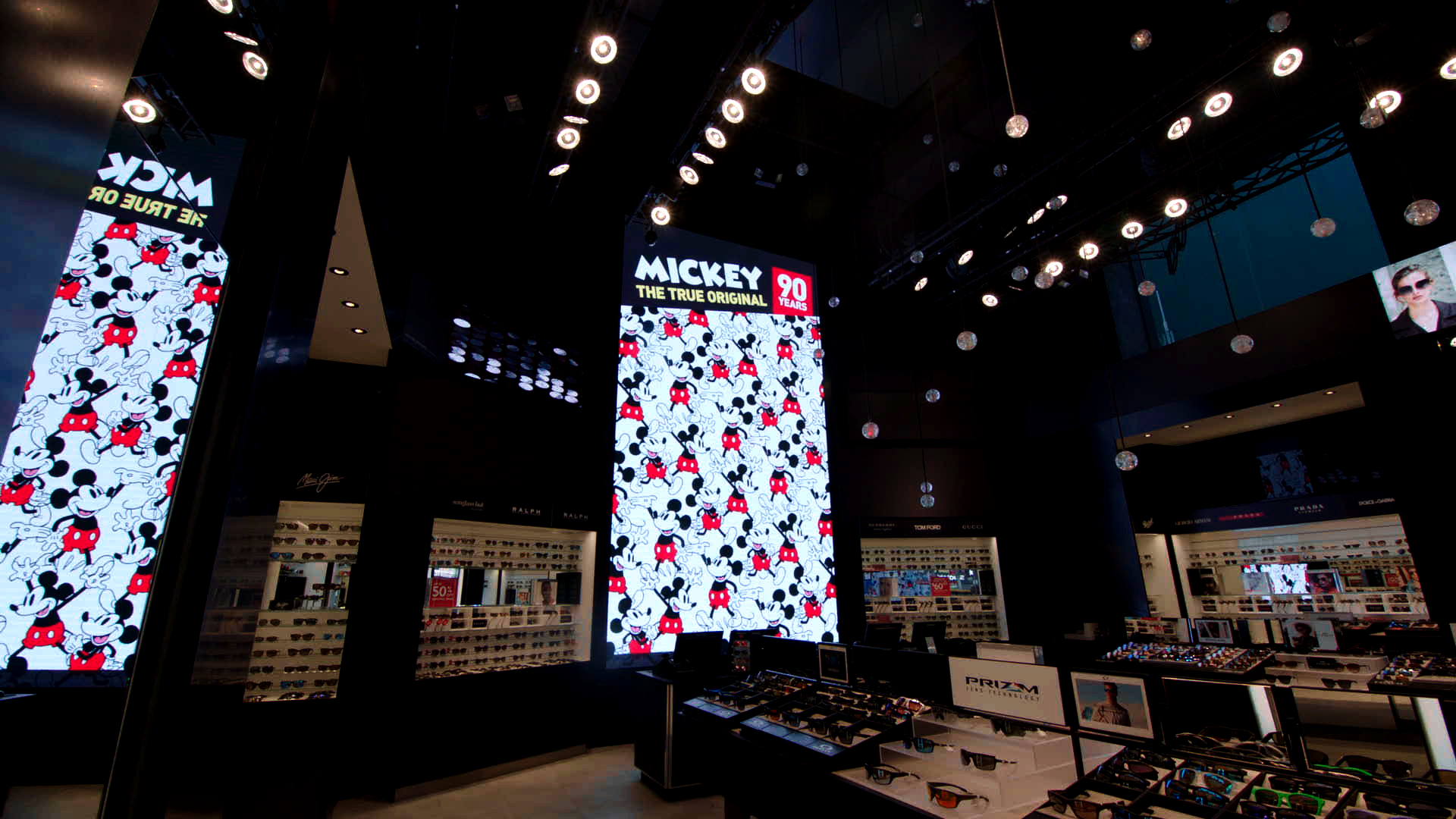 Leftchannel Motion Graphics Studio: Disney's Mickey Mouse 90th birthday celebration experiential animation Times Square
