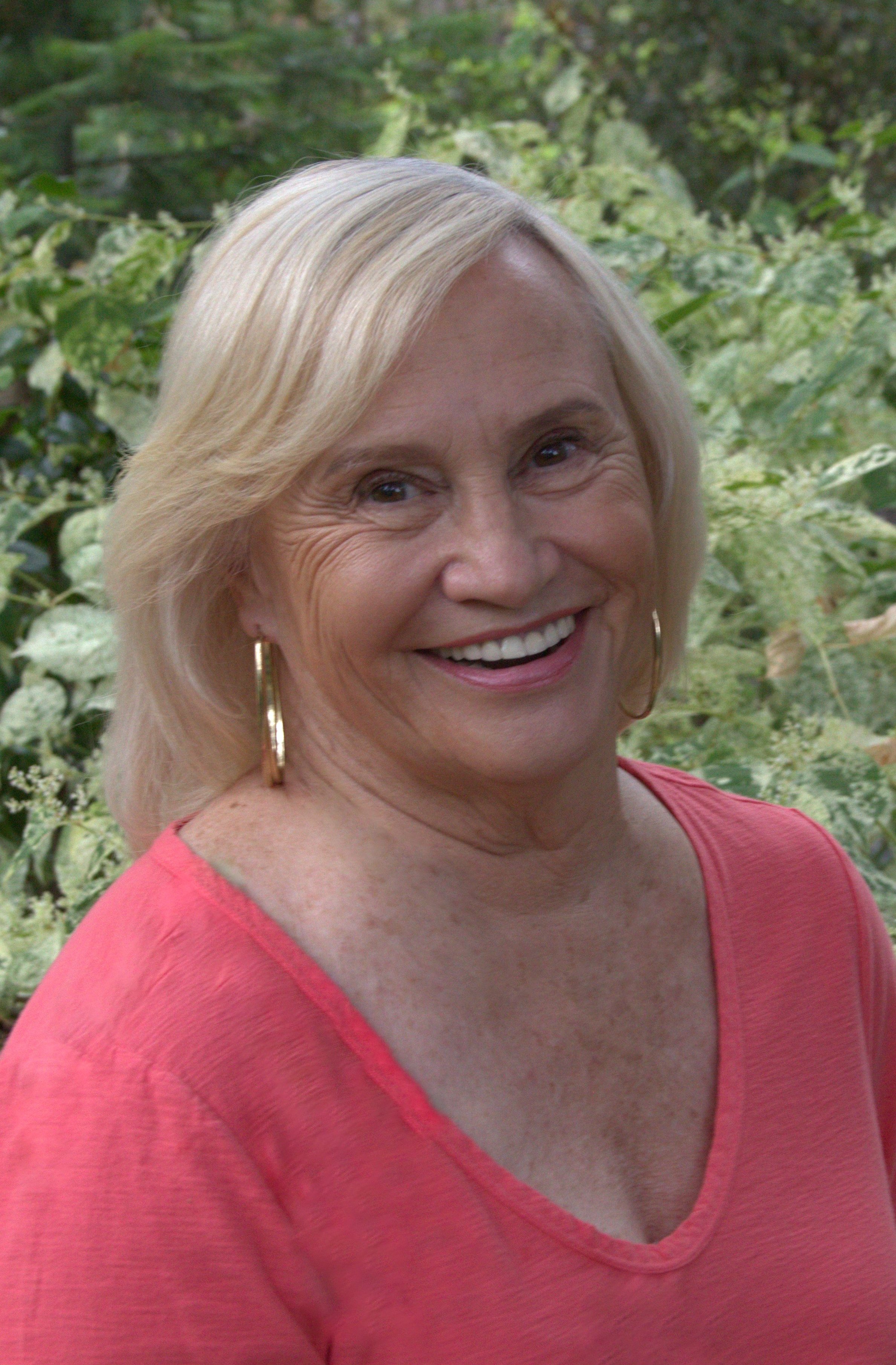 Author, Patricia Murphy Minch