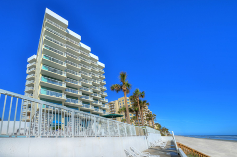 Bahama House Hotel, Ocean Front Resort