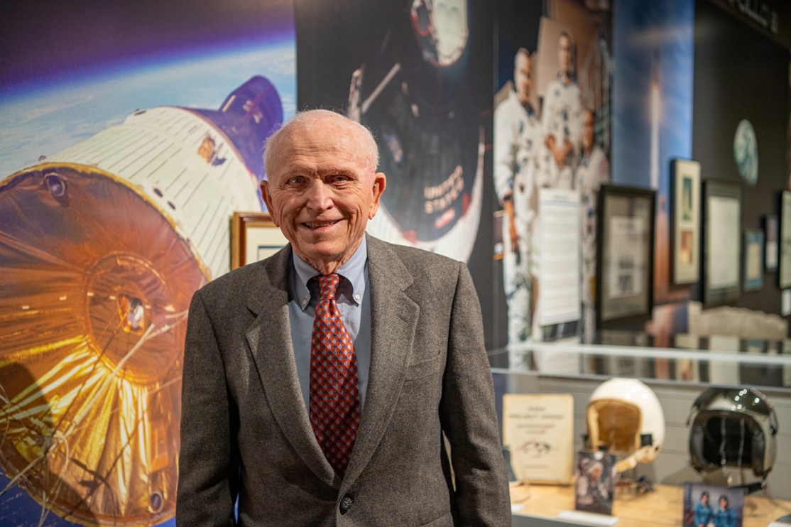 'The Borman Collection' brings unique spaceflight and aviation history ...