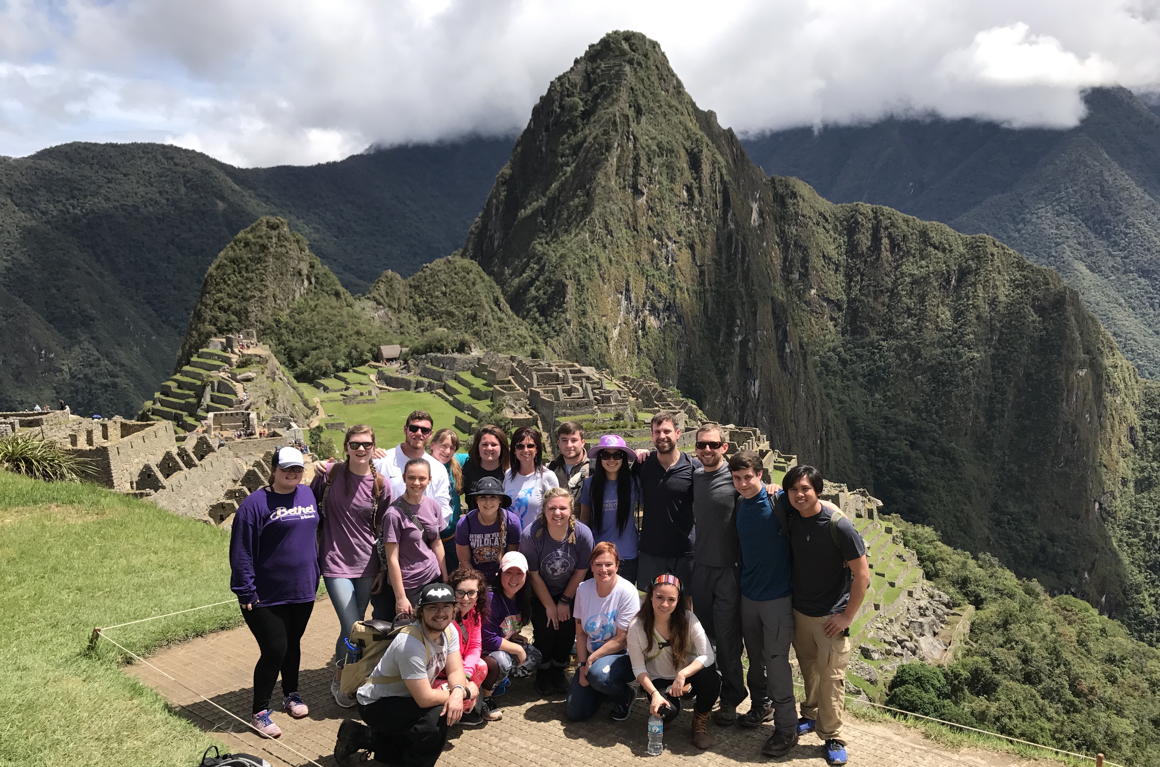 Bethel University program participants in Peru