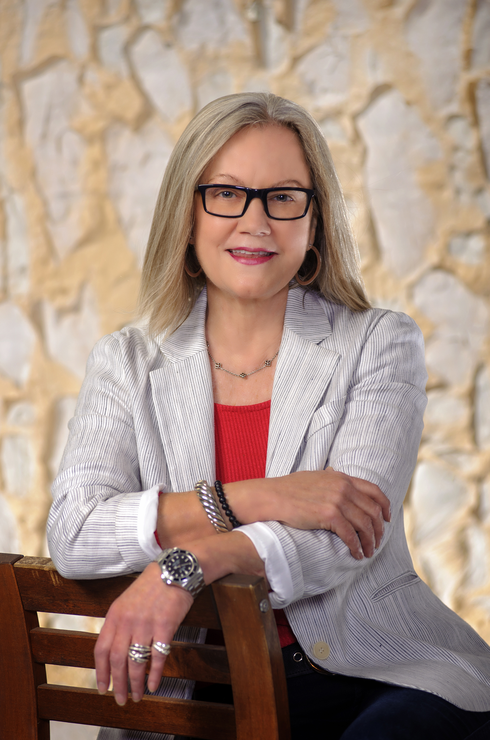 Annette Hogan, Senior Director, The Discoverer Network