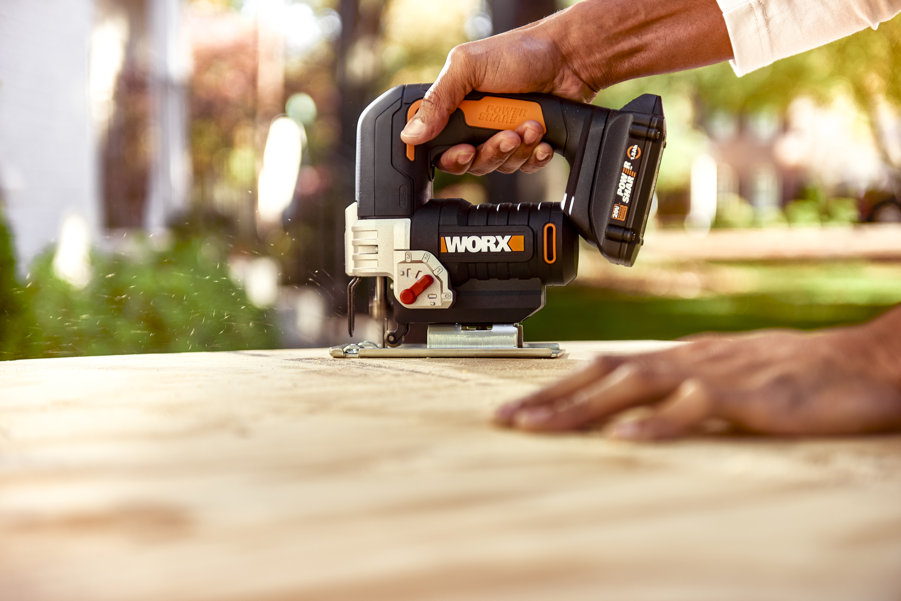 WORX 20V Jigsaw makes cutting wood and other materials easy by simply changing blades.