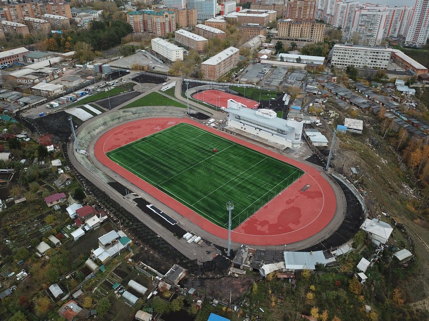 Impermeable stadium: The main challenge in the Siberian climate is keeping any type of moisture, water or chemicals out of the concrete. Penetron crystalline products met the challenge.