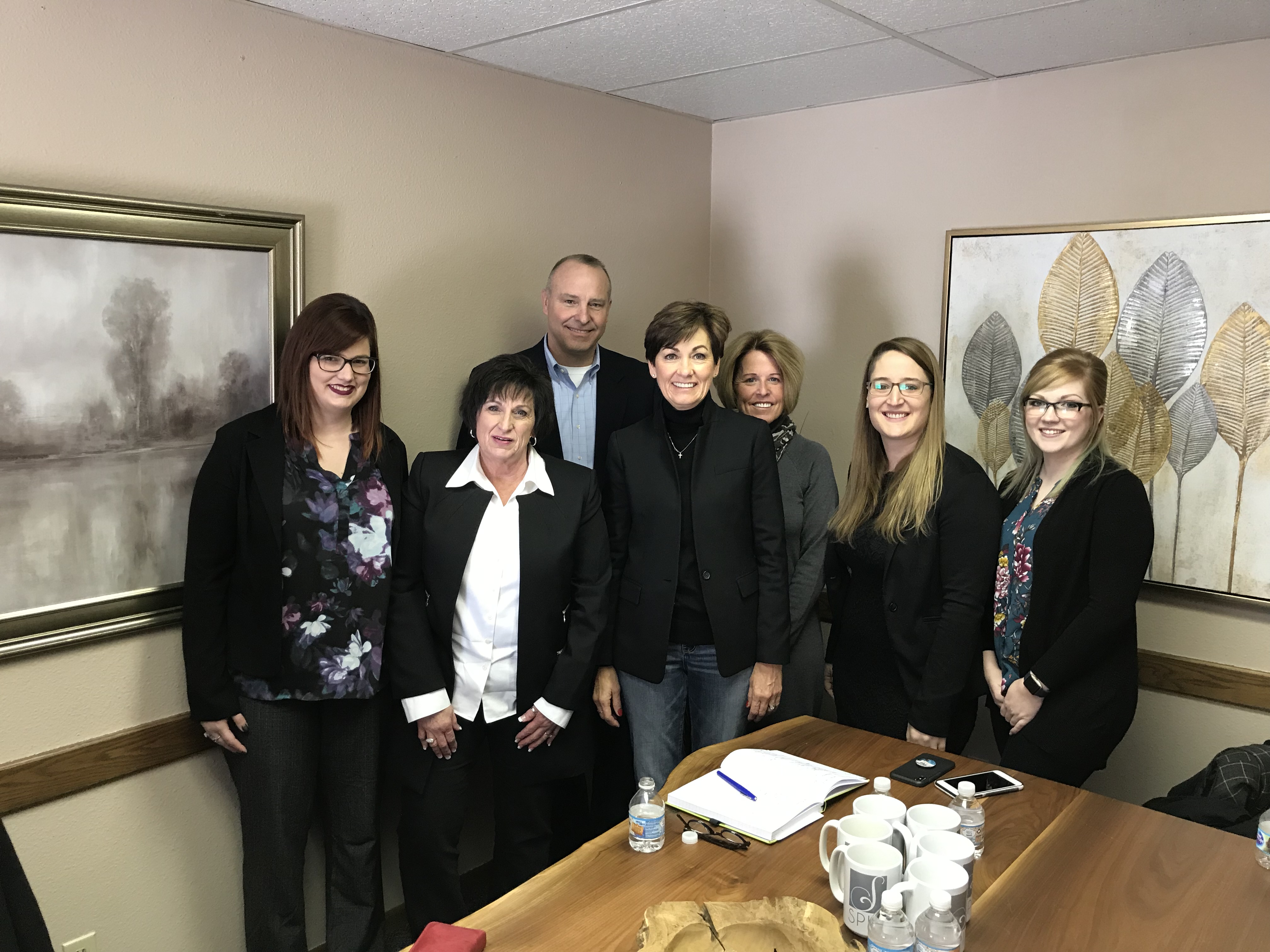Governor Kim Reynolds, Spin Markket Staff, Senator Tim Kraayenbrink and Rep. Ann Meyer