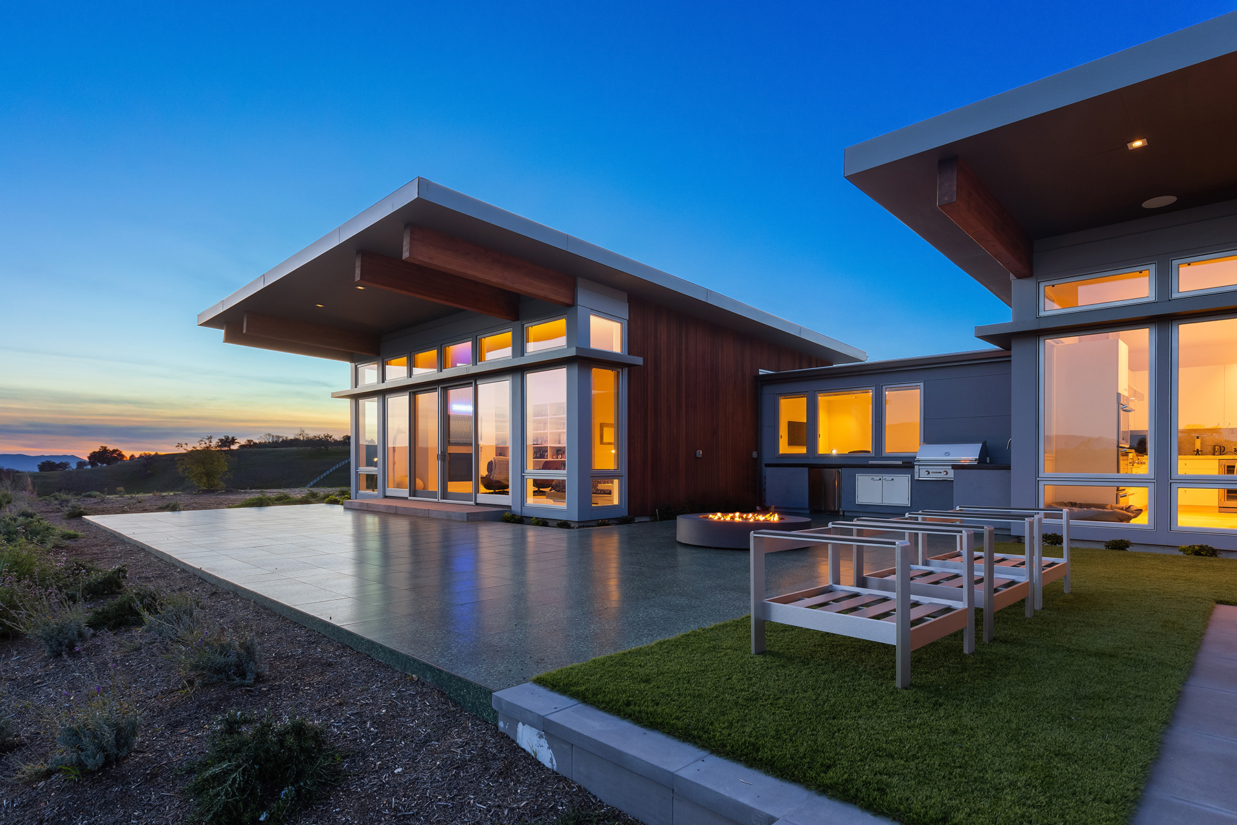 Stillwater Dwellings Home with Solar Solution, California