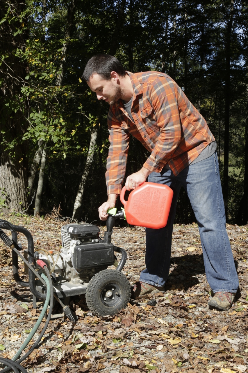 Scepter SmartControl fuel containers are ideal for around-the-home yardwork.