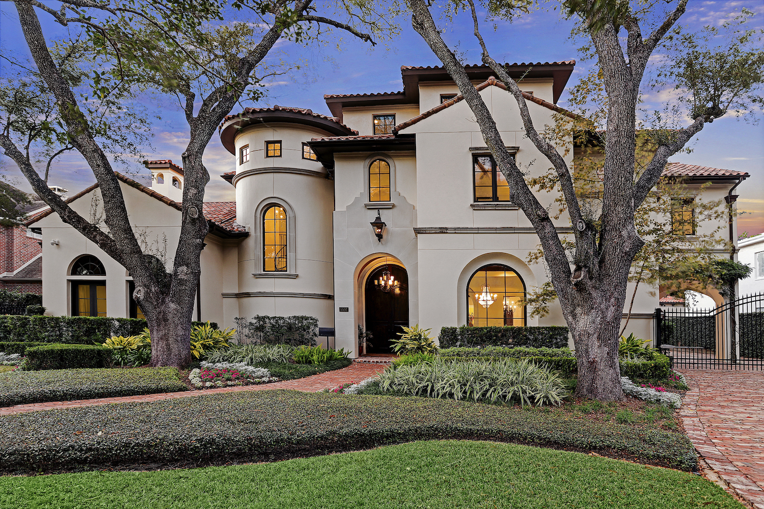 Tree-lined Street location