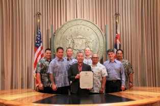 Hawaii Governor Ige presents a proclamation declaring April 15 Tax Fraud Awareness Day.
