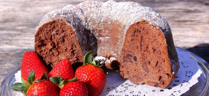 Giangi's Kitchen: Deep Chocolate Pound Cake