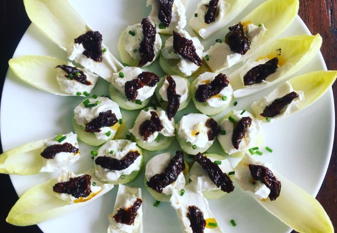 Giangi's Kitchen: Goat Cheese and Sun Dried Tomatoes Canapes