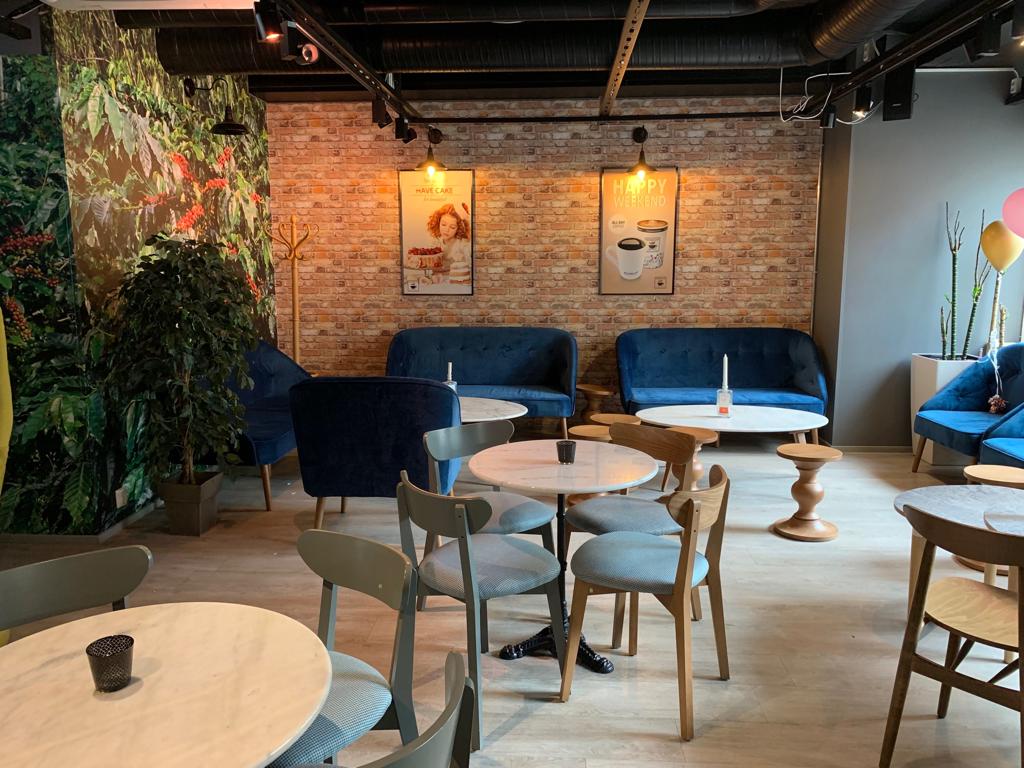 New Second Cup Cafe opens in Helsinki, Finland!