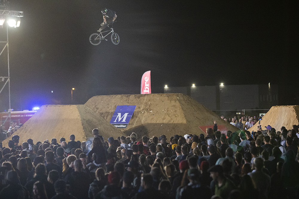 Monster Energy’s Pat Casey Takes First Place in BMX Dirt at FISE Montpellier