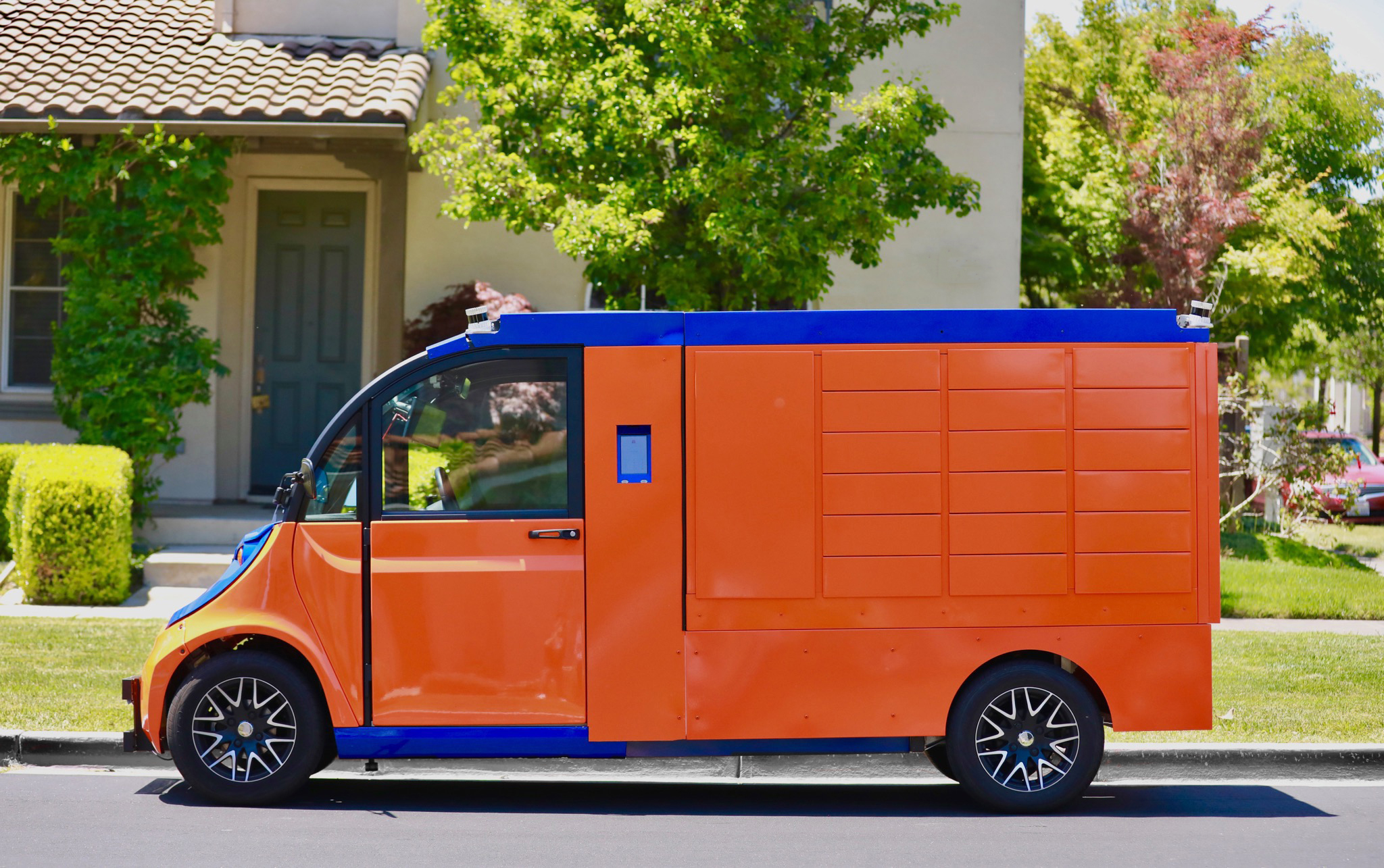 A new self-driving electric vehicle developed by Boxbot, an Oakland, California startup founded by veterans of Uber and Tesla. Boxbot's vehicle will be used for parcel delivery starting this year.