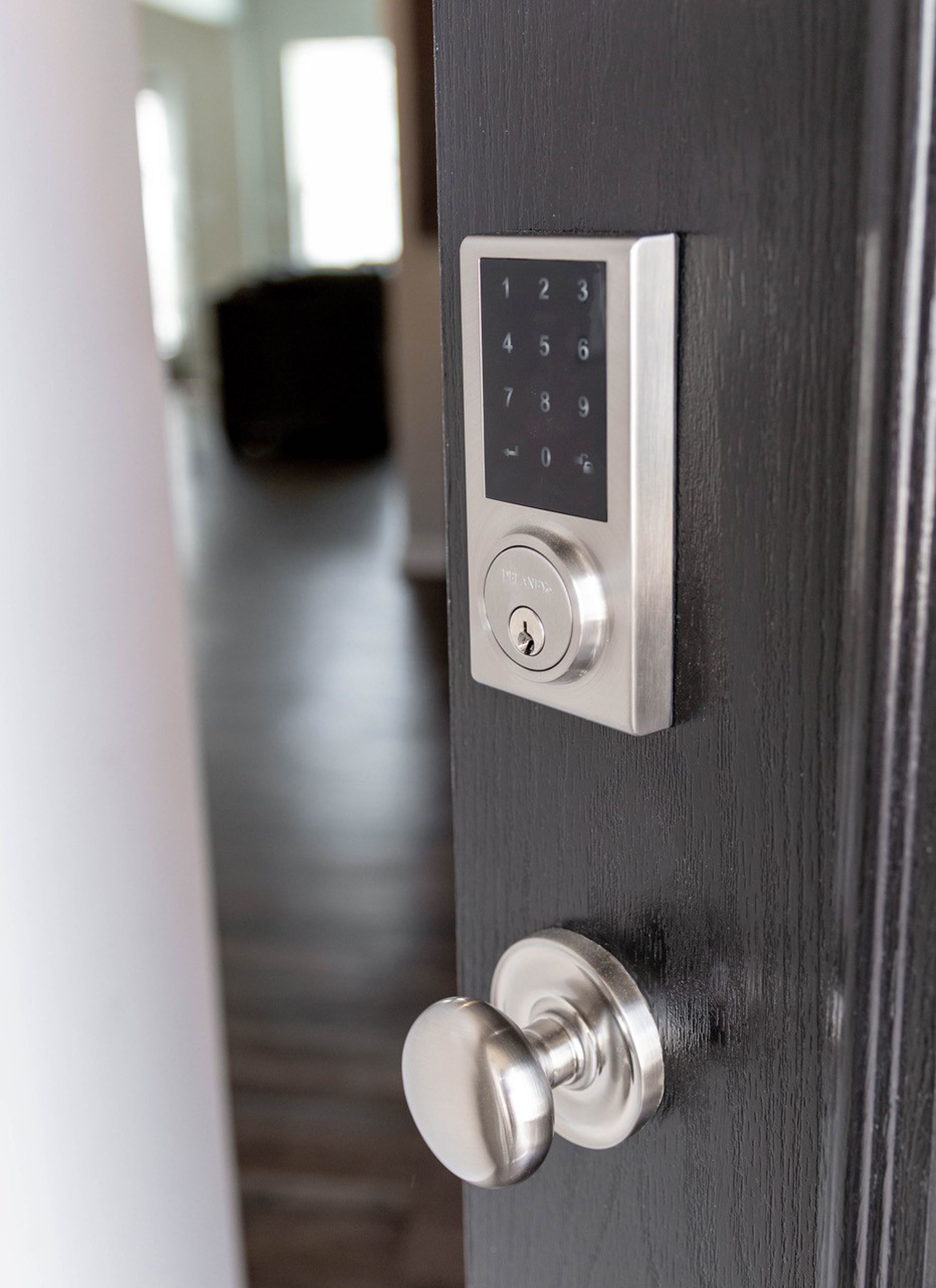The innovative Z-Wave (ZW300) Touchscreen Smartlock is a high-security lock solution that combines an elegant design with a bright back-lit LED touchscreen and a user-friendly app for up to 20 users.