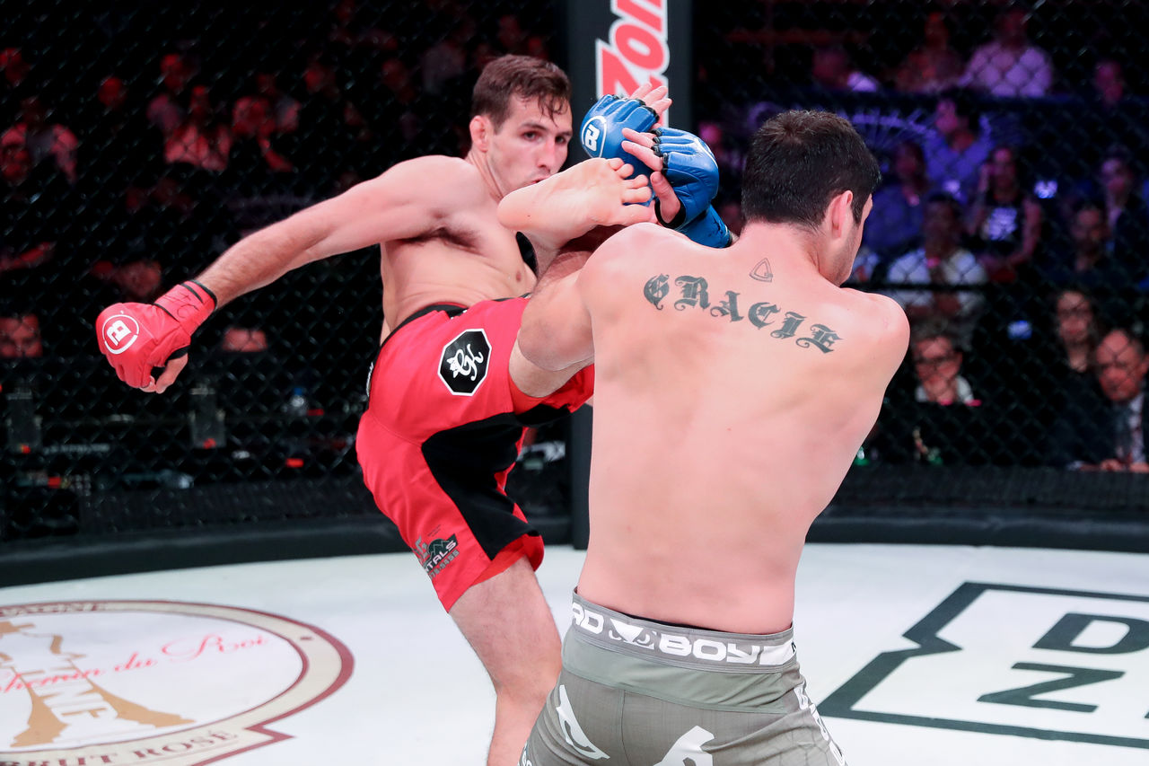 Monster Energy's Rory MacDonald Retains Welterweight Title Against Neiman Gracie at Bellator 222