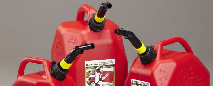 SmartControl fuel containers from Scepter come in 1, 2 and 5 gallon sizes.