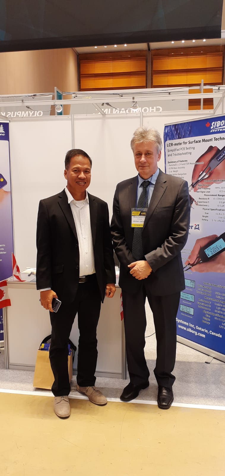 Michael Obrecht meets with Rolly Lazaro from AUTRONIX SYSTEMS (INT’L) PTE. LTD  at Nepcon Korea 2019