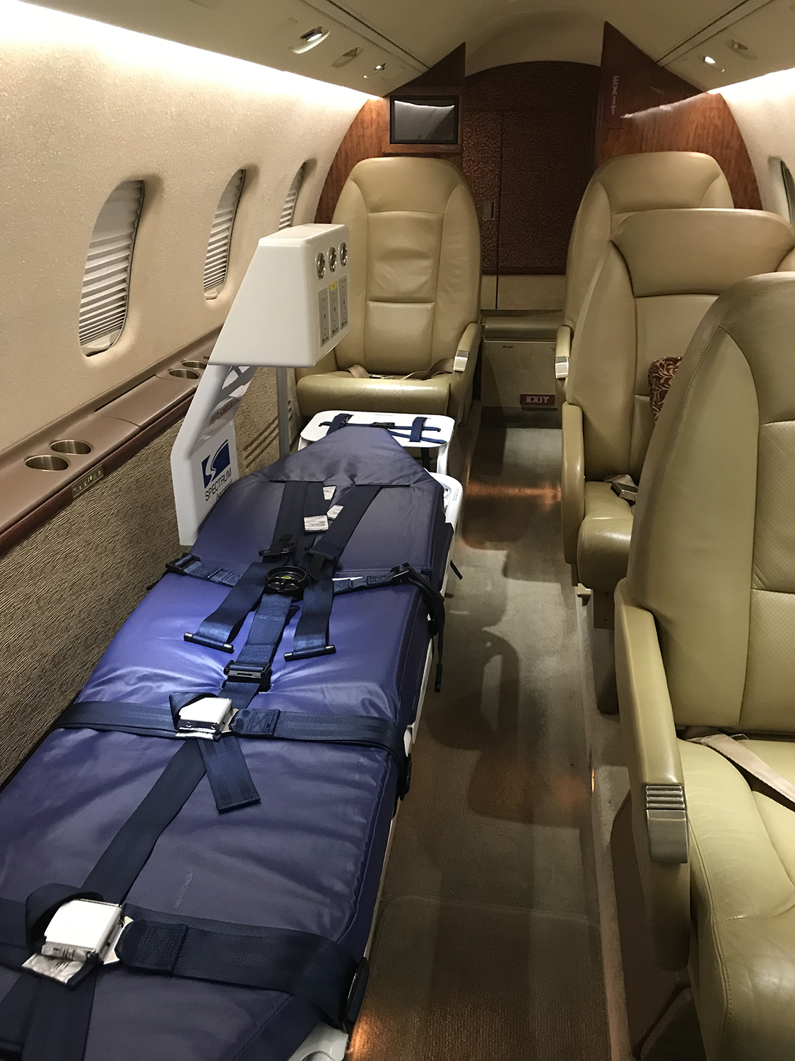 AirCARE1's Learjet Air Ambulance Interior