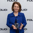 Cara Glynn accepts her Folio: Top Women in Media Award.