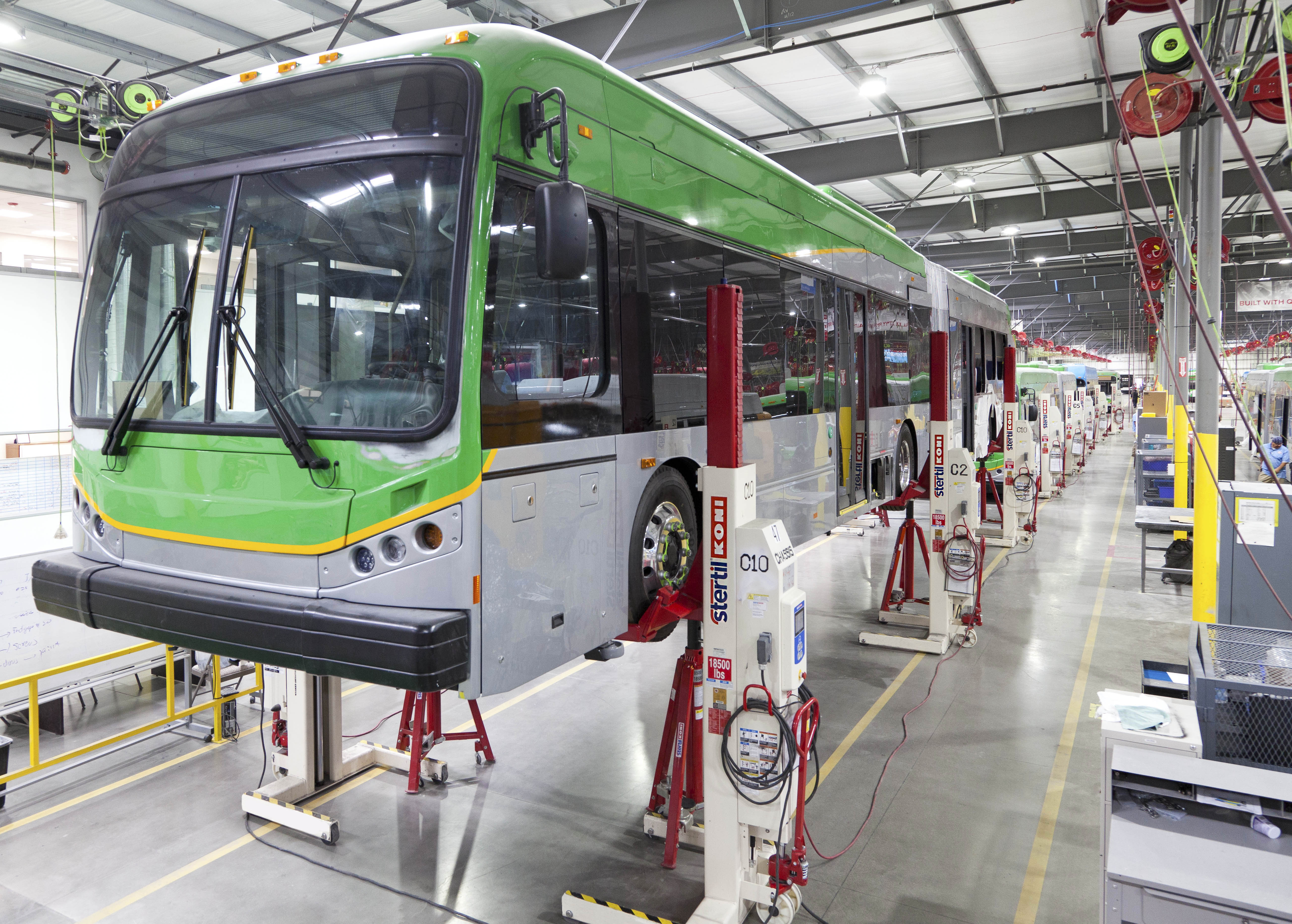 Stertil-Koni Mobile Column Lifts support the BYD manufacturing process
