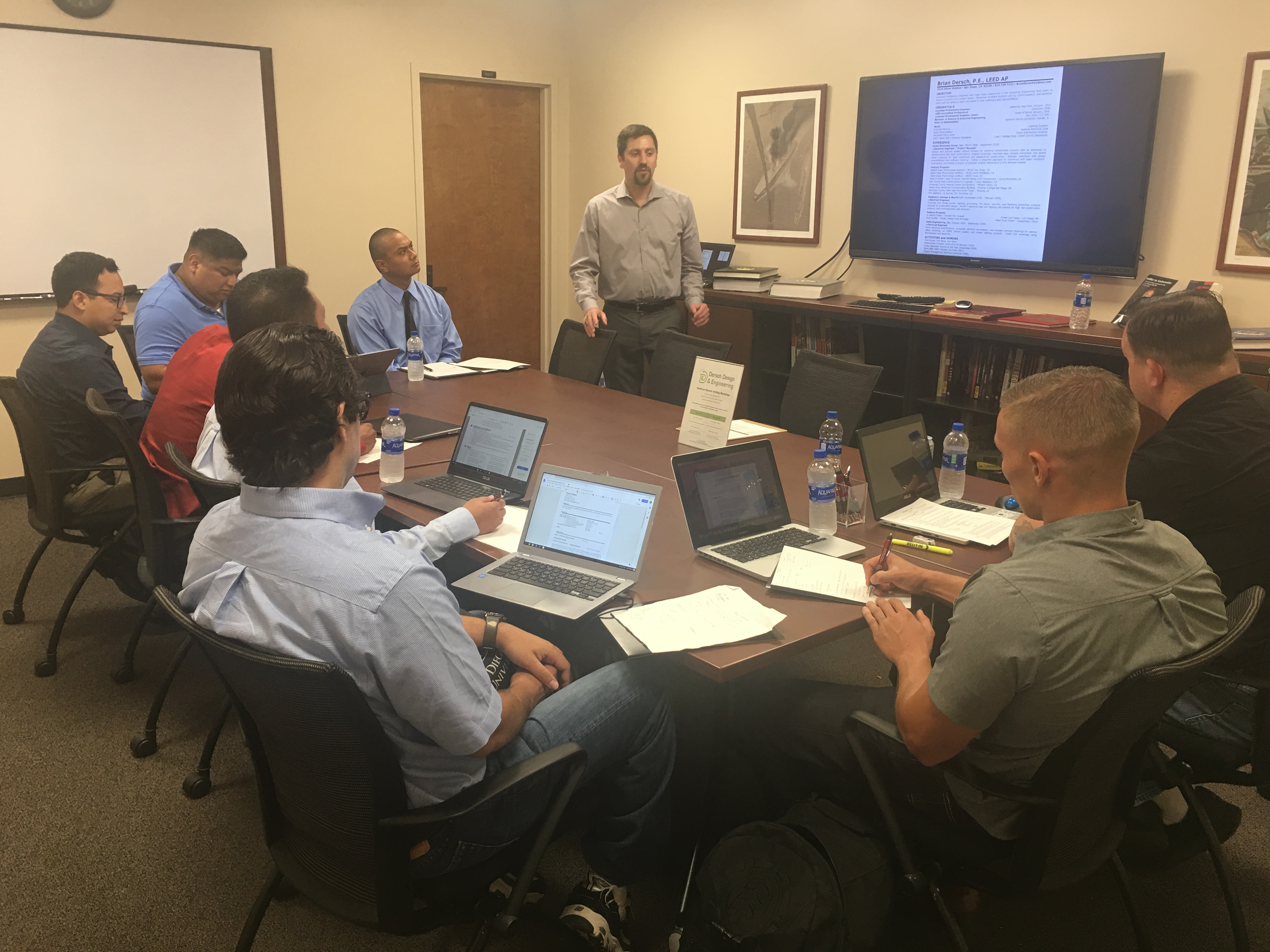 Dersch conducts a resume writing workshop for San Diego State University Troops to Engineers.
