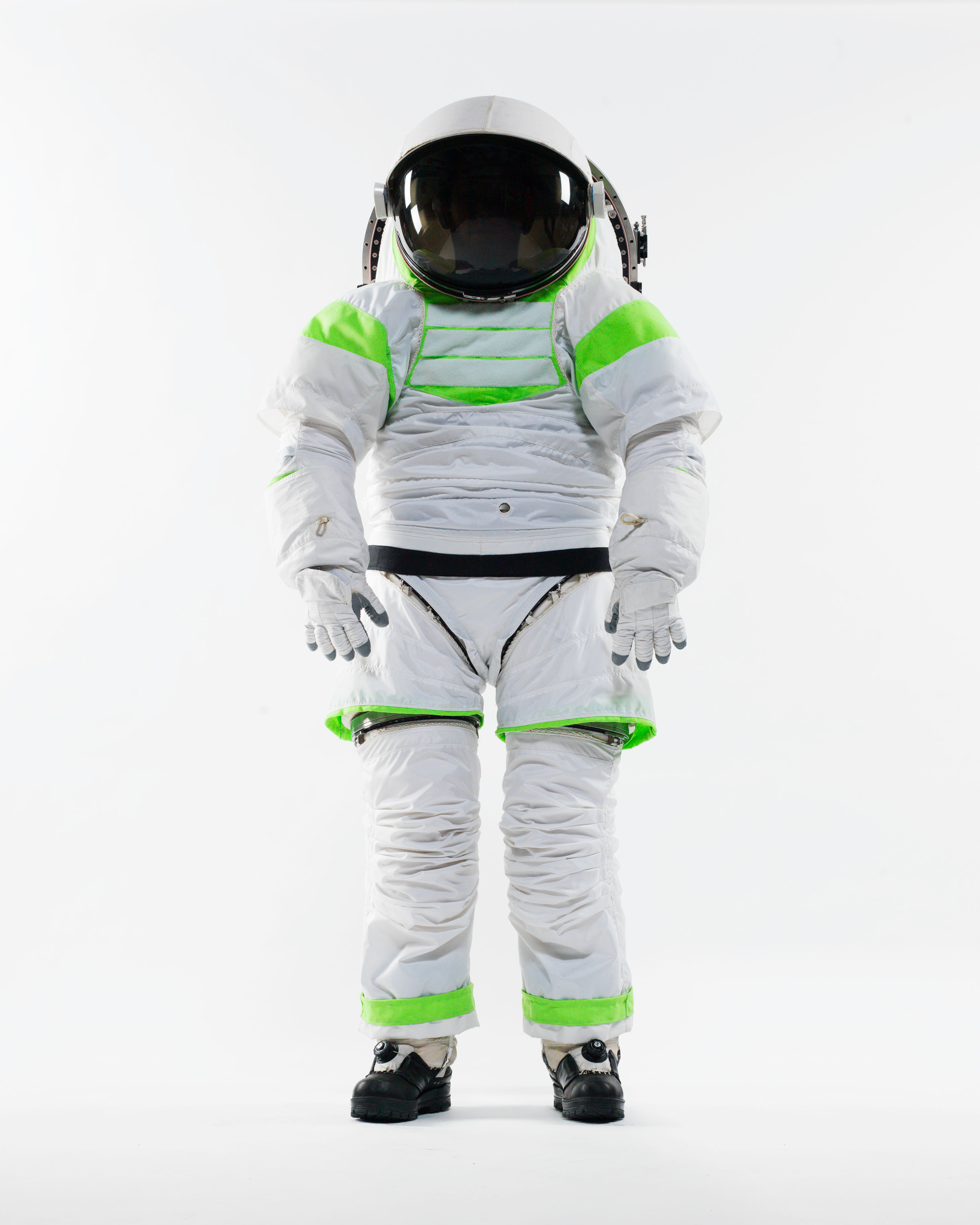 ILC Dover’s Z-1 spacesuit prototype replaced the Mark III hard structures with fabric while maintaining high mobility for planetary exploration  (Photo/NASA)