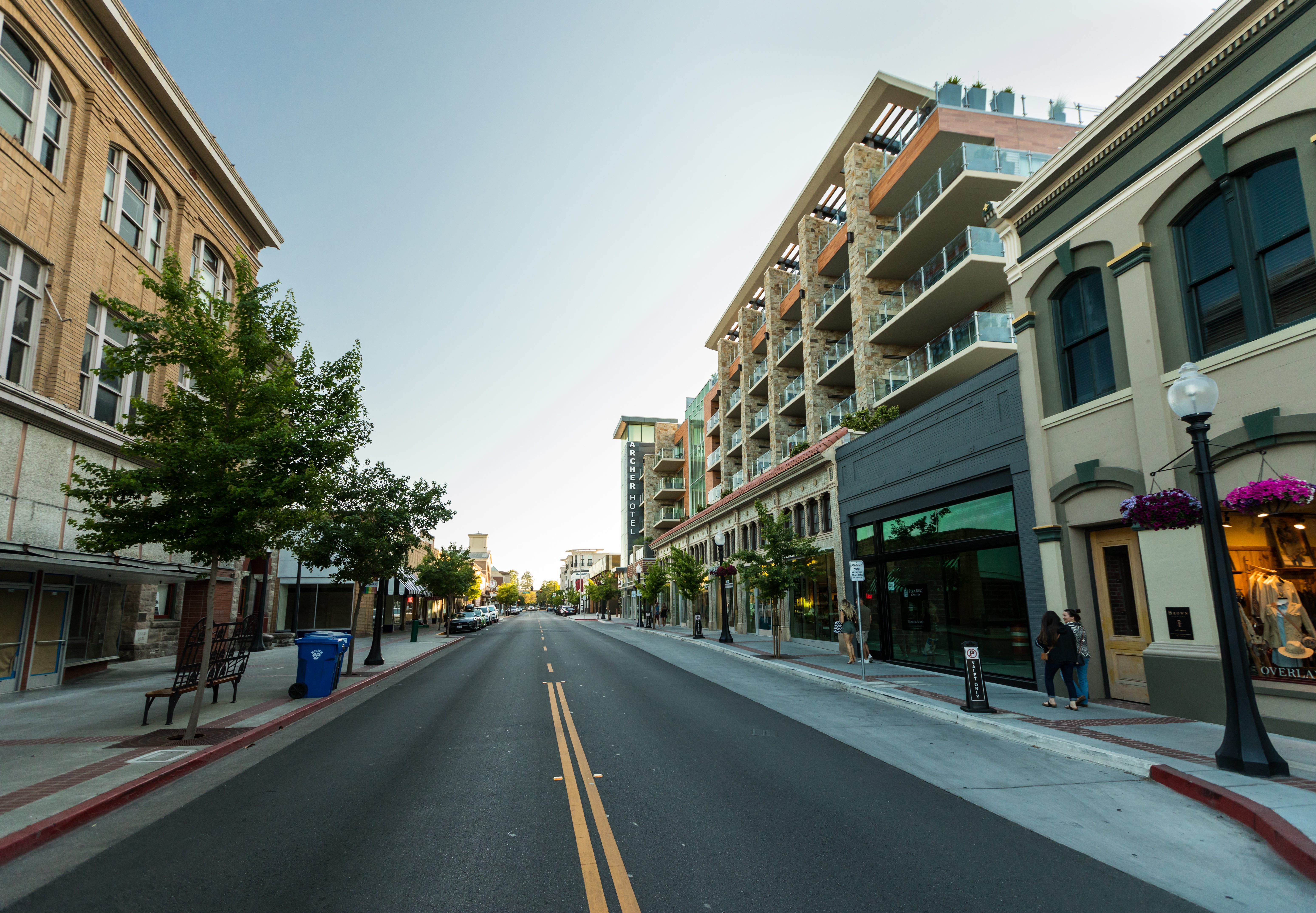 First Street Napa is a destination to dine, relax, work, and indulge in an environment complete with exceptional amenities and locally curated art and design.