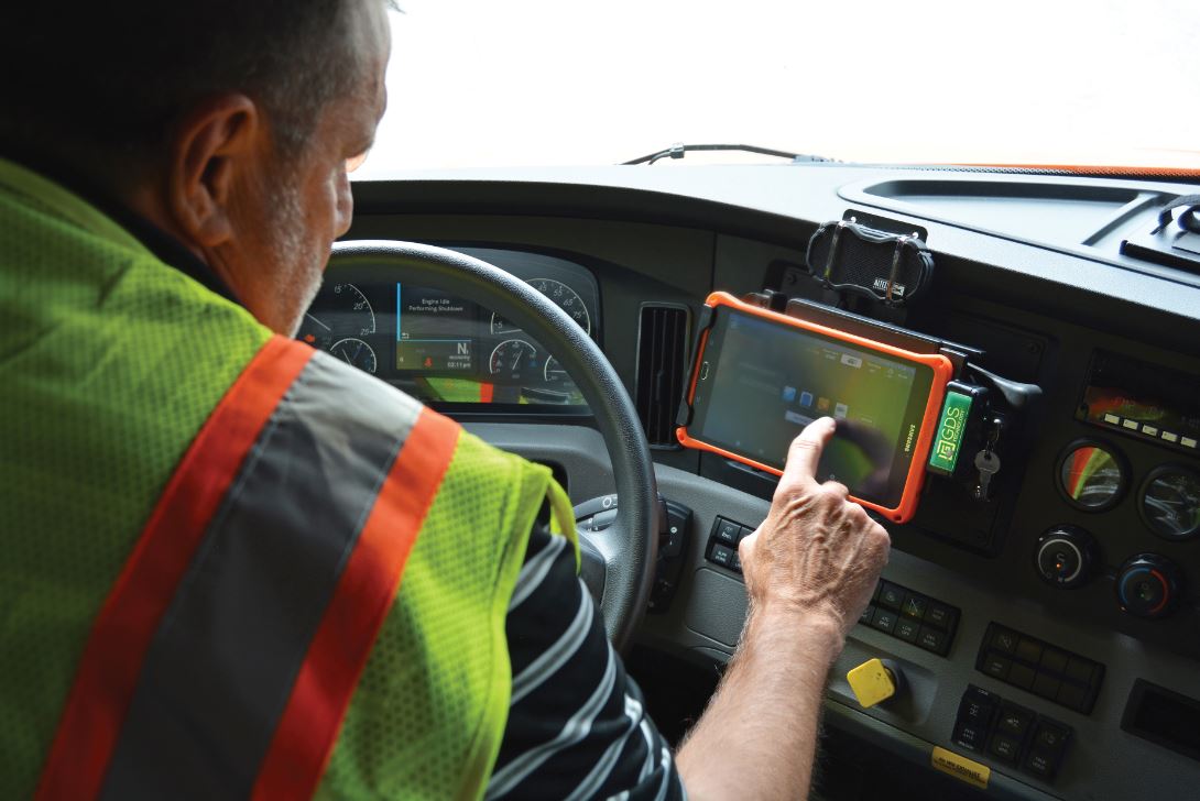 Schneider Empowers Operations and Drivers with Fleet Management Suite from Platform Science