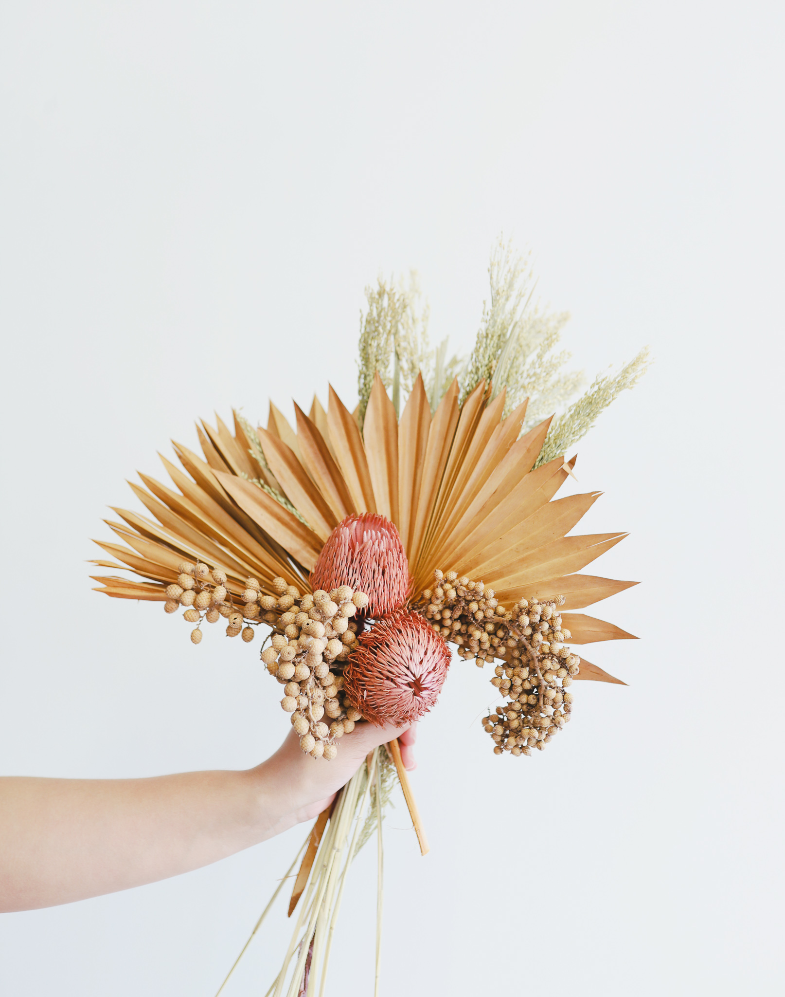Dried Flower Bundle with Preserved Palms and Preserved Berries