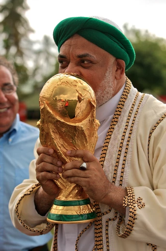 President of Comoros with the FIFA World Cup™ Trophy 2009