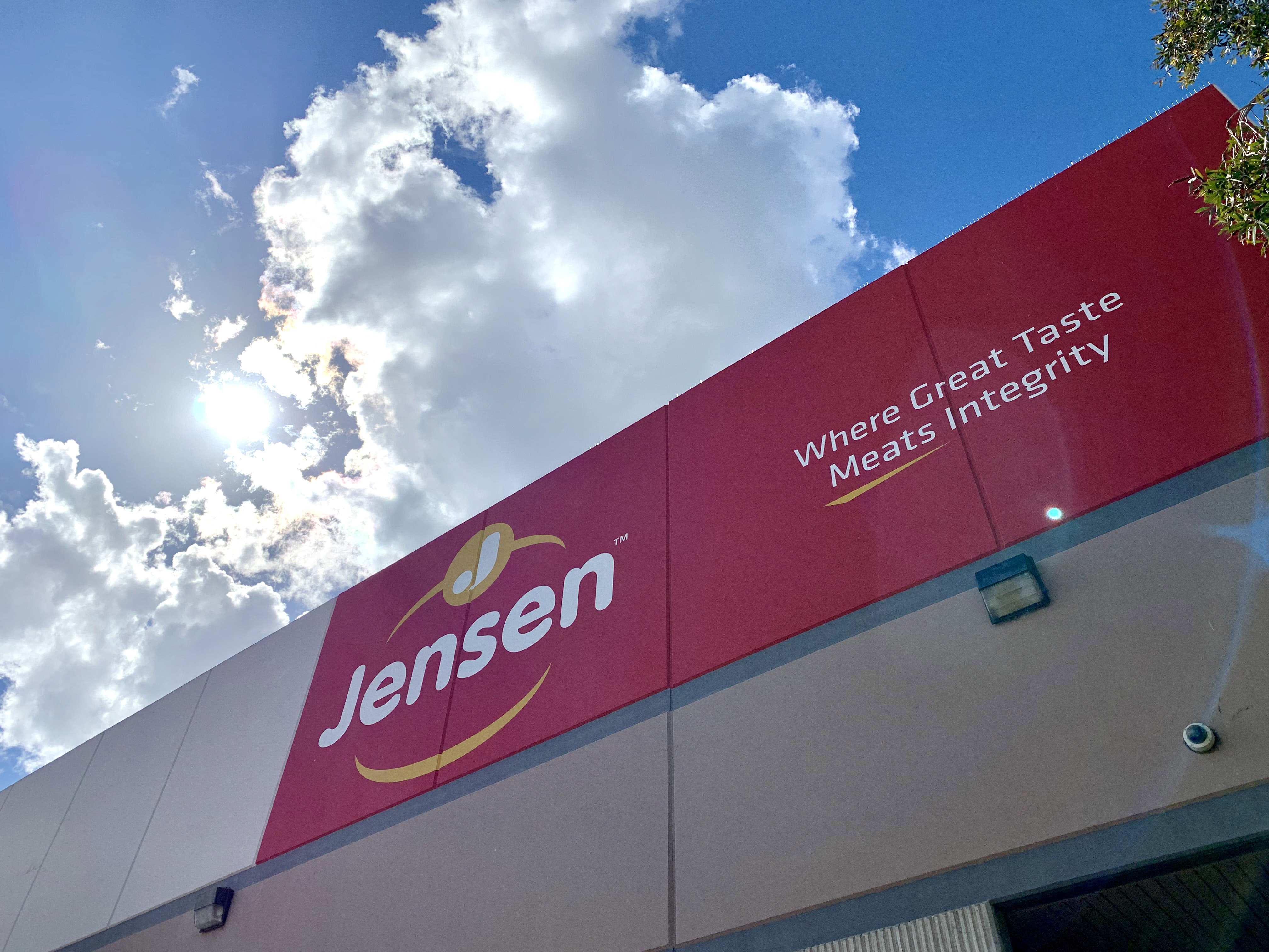 Jensen Meat installs High-Performance Solar-Powered Cells
